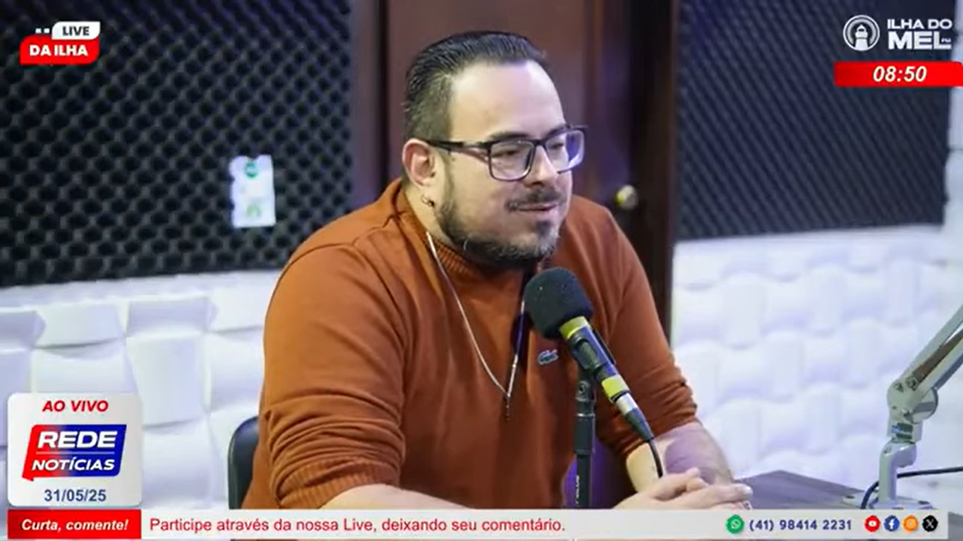Entrevista - Rádio Ilha do Mel FM - Lançamento Livro Animais Peçonhentos da Preservação a Prevenção