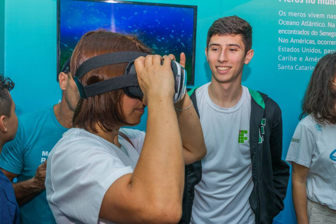Estudantes Desenvolvem Simulador que Reproduz Ambiente Marinho do Peixe Mero