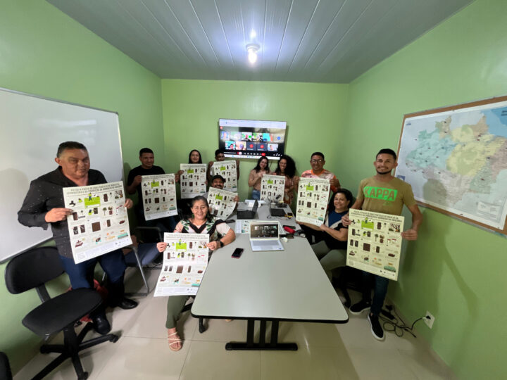 Seringueiros Criam Cartilha Sobre Boas Práticas do Manejo da Borracha Nativa da Amazônia
