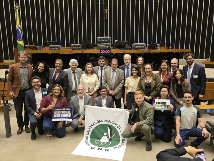 Política Nacional do Meio Ambiente Por Um Fio!